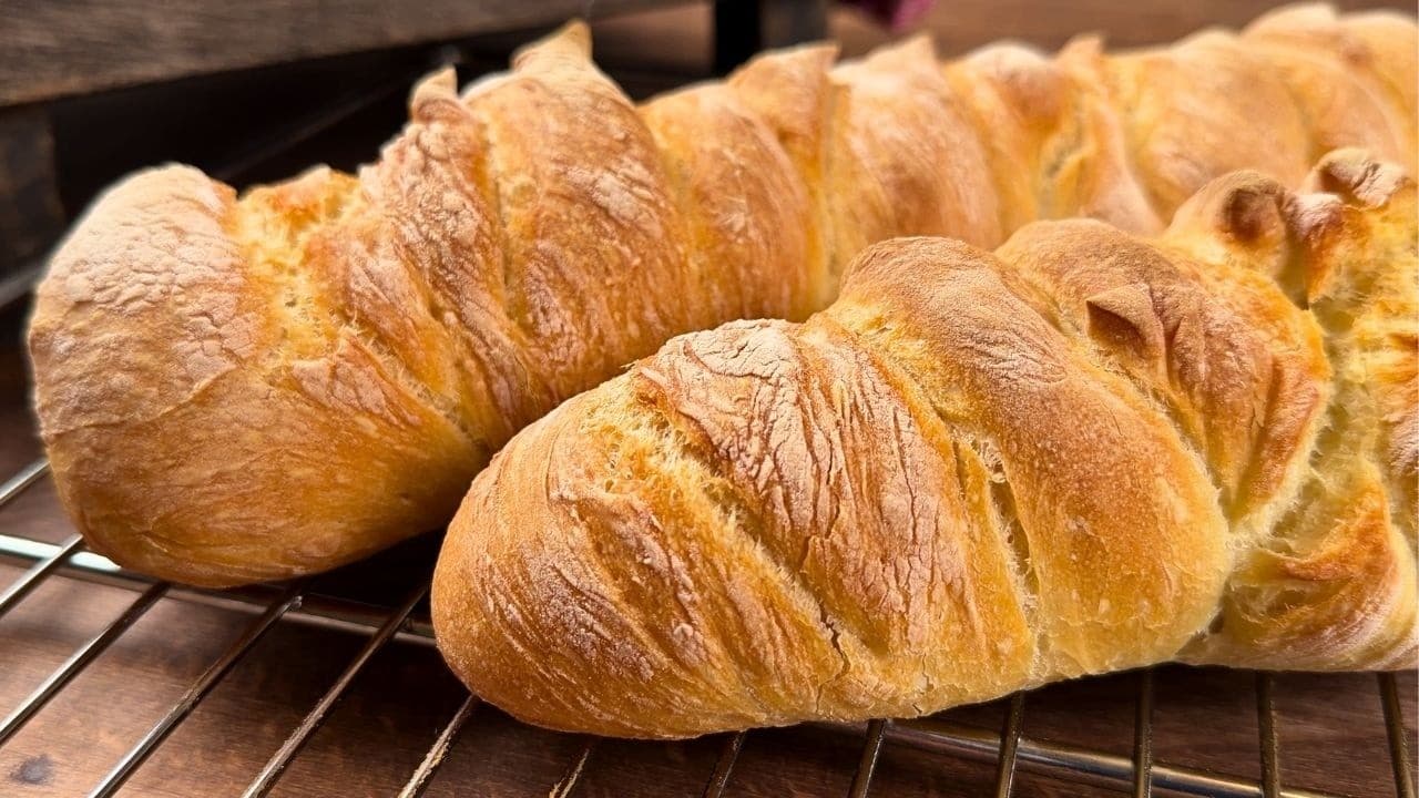 The Easiest Baguette! A Brand-New Method, Crispy Crust
