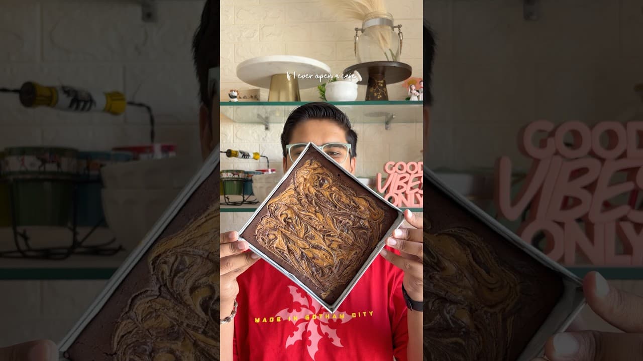 Eggless Fudgy and Gooey BISCOFF BROWNIES🥳