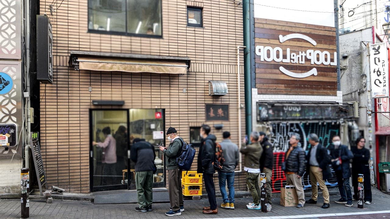 Why Locals Rush to Tokyo’s 75-Year-Old Ramen Shop Serving 300 Bowls a Day