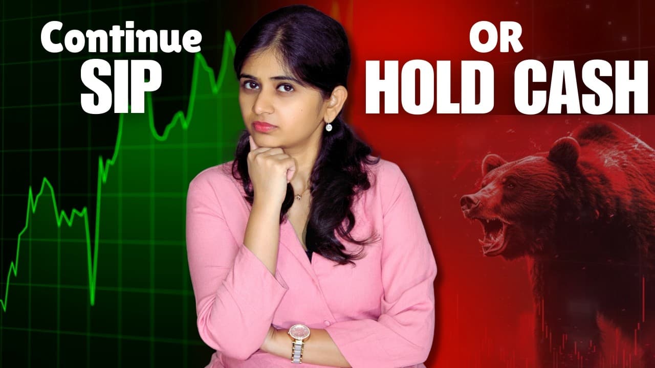 Bear Market Strategy | Continue SIP or Wait to Invest Lumpsum? | CA Vamika Hindi