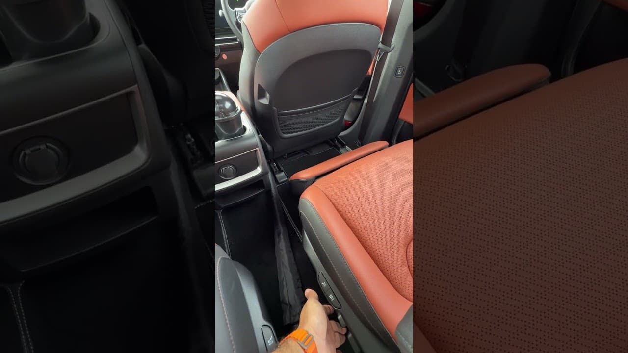 #KiaCarnival review... #NamasteCar #Minivan #KiaIndia #Carnival #Limousine #Drive