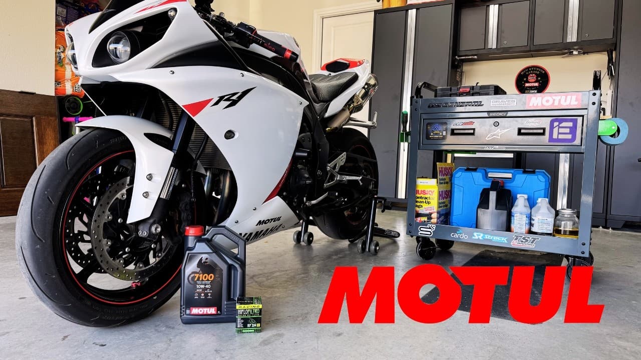 Yamaha R1 Oil Change: How To