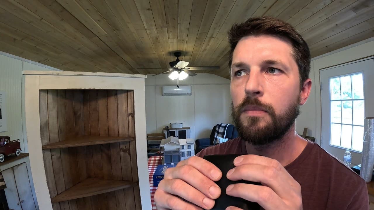 ASMR - Wallet Tapping while doing Q & A
