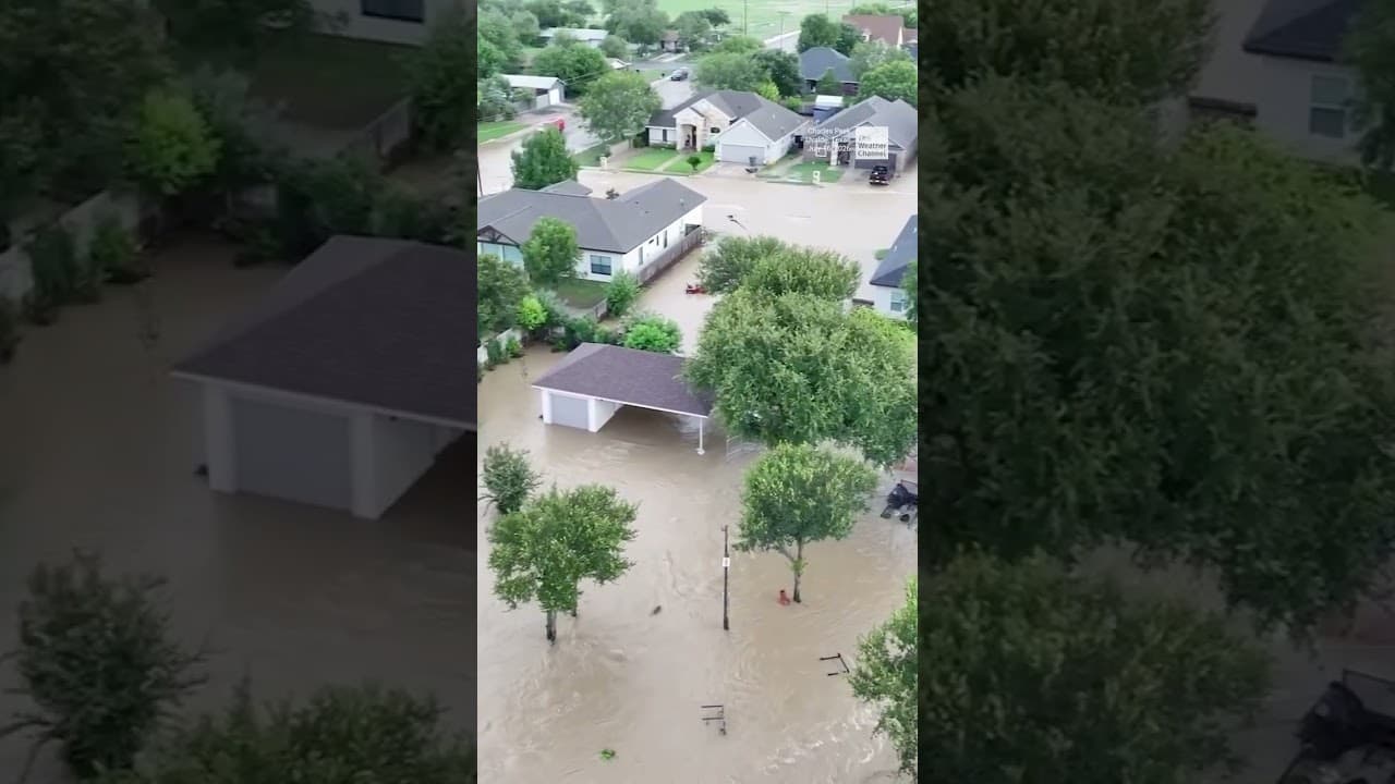 A Flash Flood Emergency Submerges Homes in Uvalde, Texas