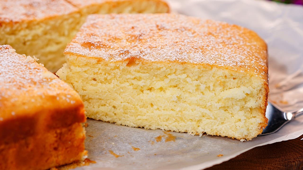 Just 1 Cup of Milk! The Famous 10-Minute Hot Milk Cake That Melts in Your Mouth