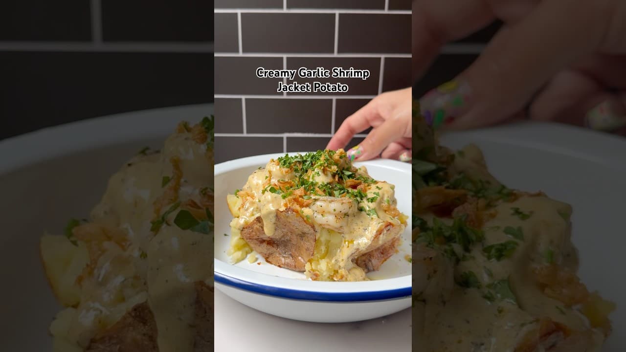 One you’ll be making on repeat 🤏🏽🍤🦐🥔 #easyrecipes #recipe #potatorecipes